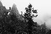 6_ Une fois n'est pas coutume, les Pyramides d'Euseigne jouent � cache-cache.