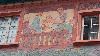 ... ses fa�ades color�es