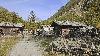 Ces chalets sont ferm�s � cette p�riode de l'ann�e ...