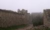 ... jusqu'� la cour du ch�teau de Peyrepertuse