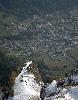 Le village de Lo�che-les-bains est domin� par la Gemmi ...