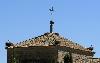 ... ou sur le toit d'une �glise ...