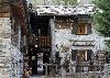 ... on y trouve le charmant h�tel Petit Dahu (accueil et cuisine remarquables) !
